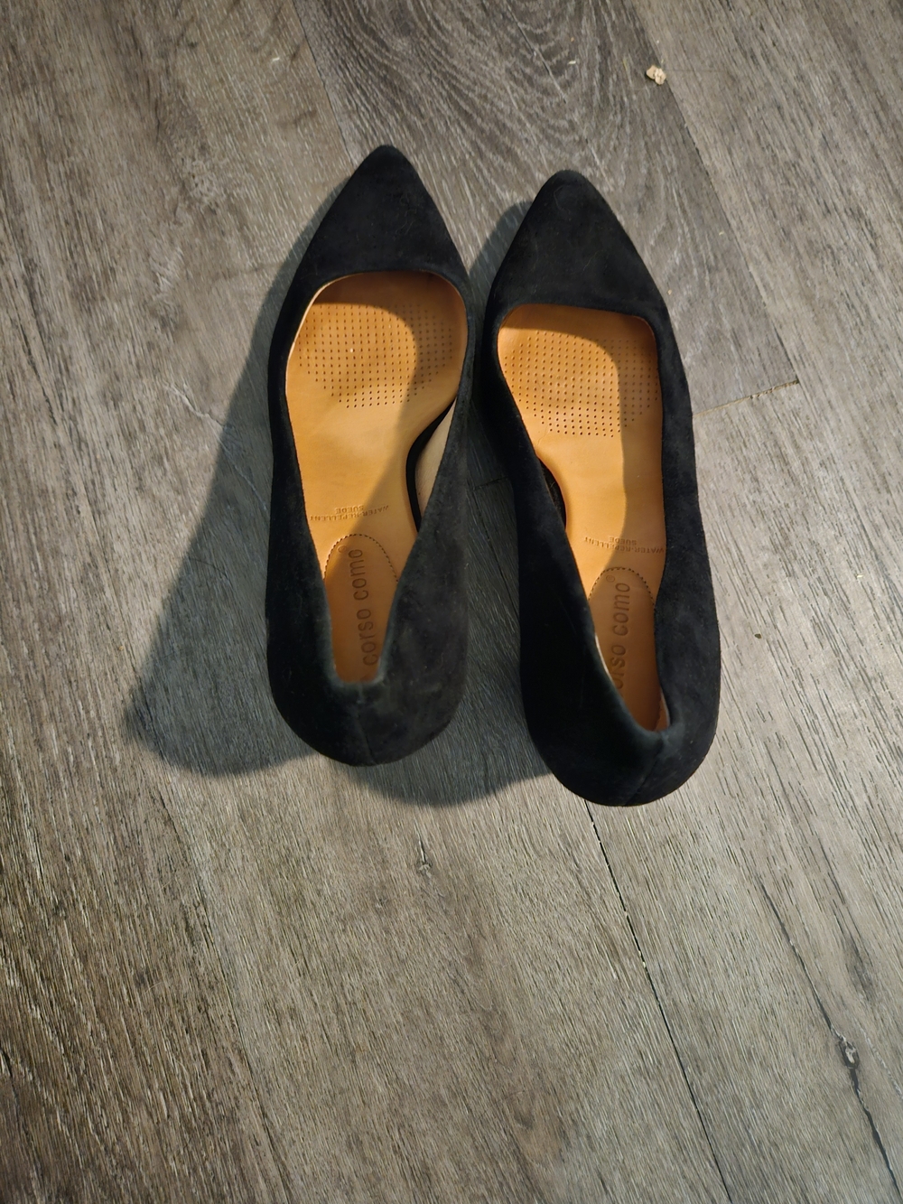 Corso Como Black Pointed-Toe Suede Pumps - Picture 4 of 6